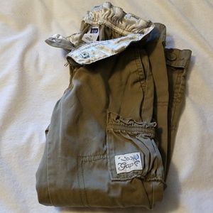 Little Girl Size 5 Gap cargo pants